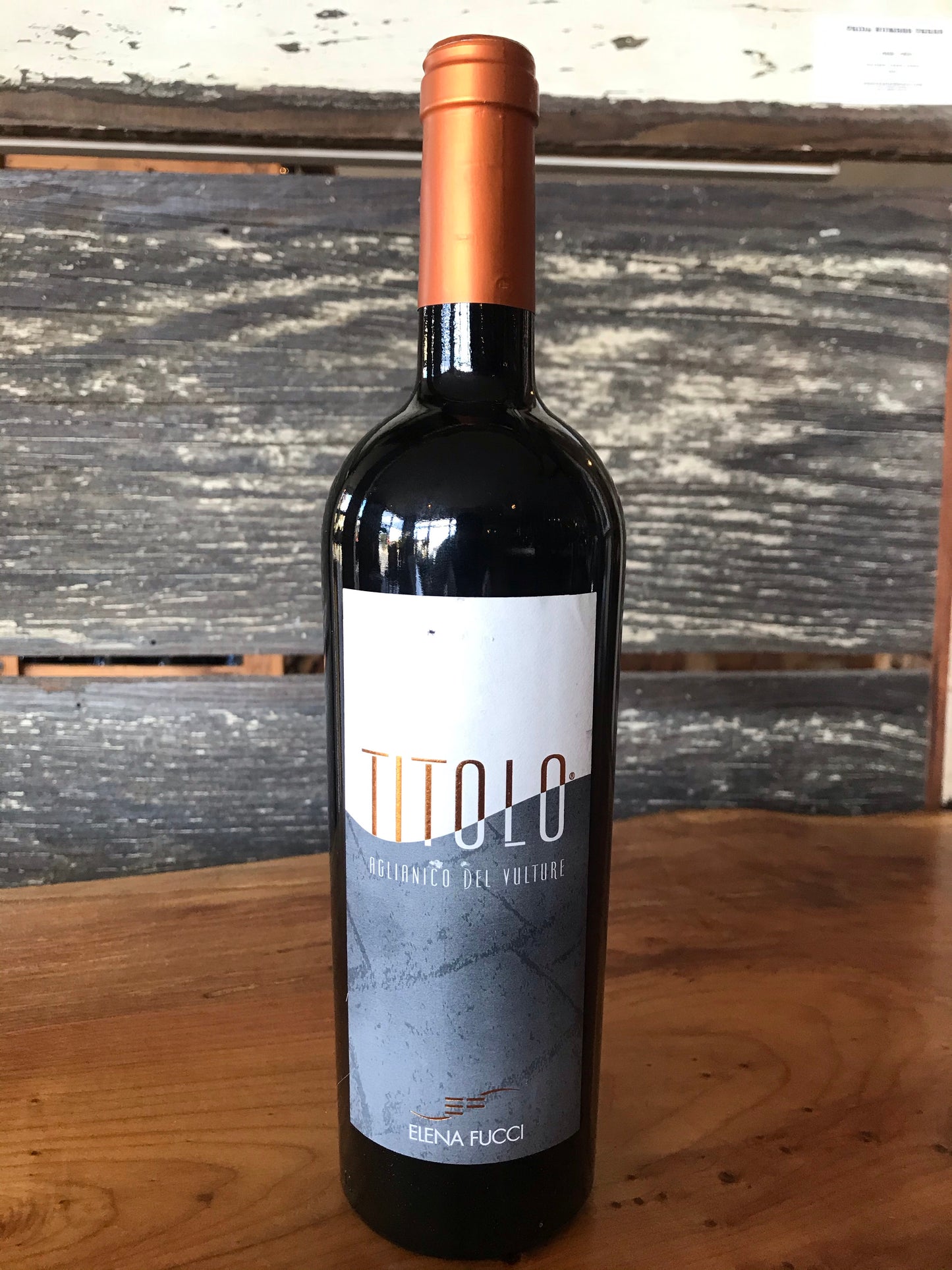 Elena Fucci Titolo Aglianico 2012